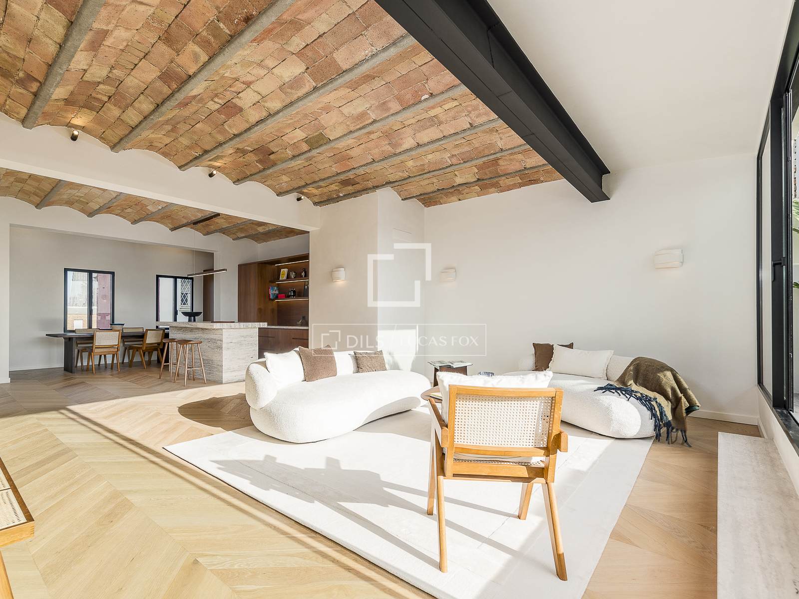 Kattohuoneisto Barcelona, Espanja 4 makuuhuonetta, 186 m2 No. 150403
