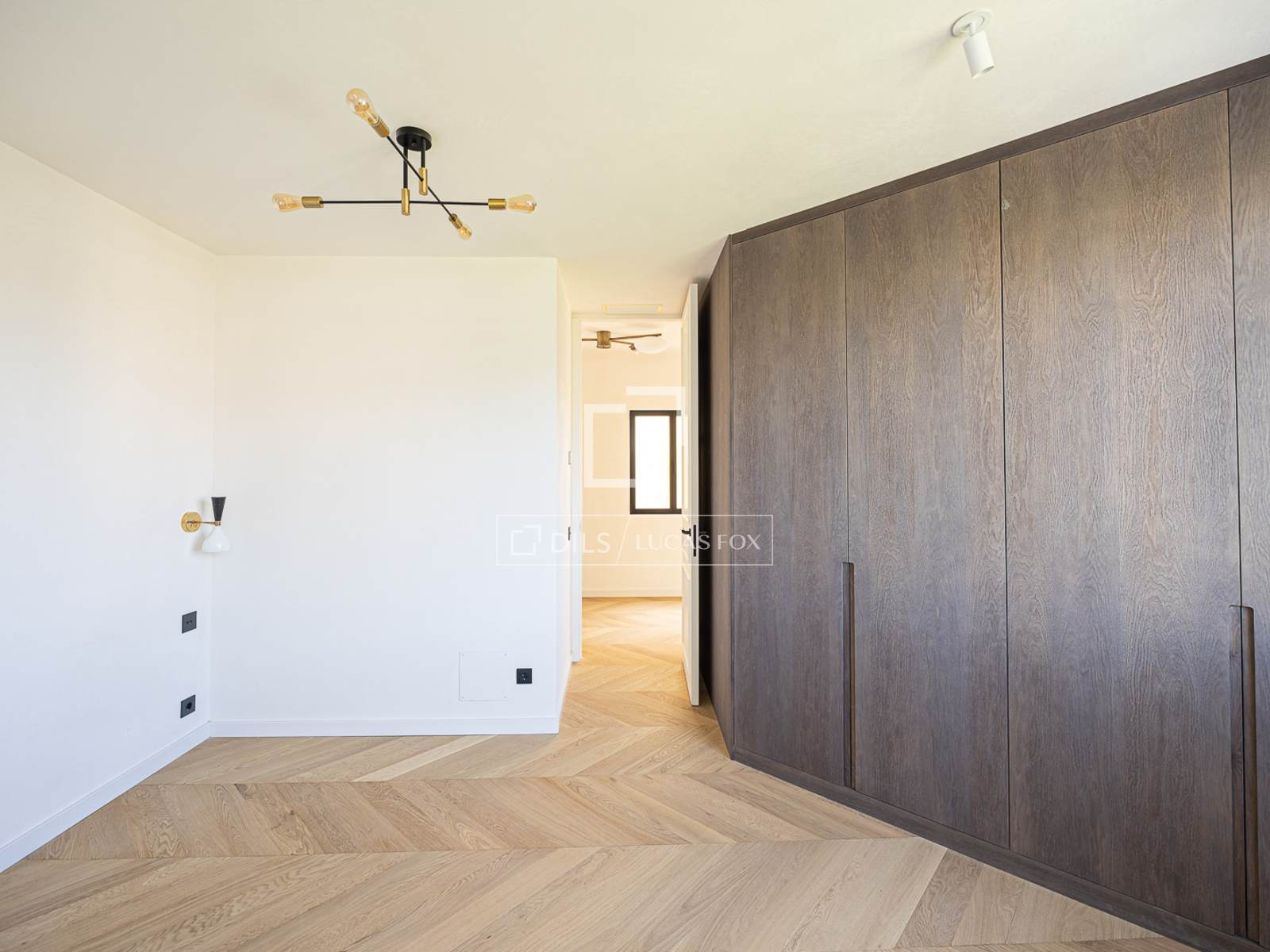 Kattohuoneisto Barcelona, Espanja 4 makuuhuonetta, 186 m2 No. 150403