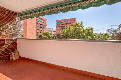Huoneisto Esplugues de Llobregat, Barcelona, Espanja 3 makuuhuonetta, 98 m2 No. 195282