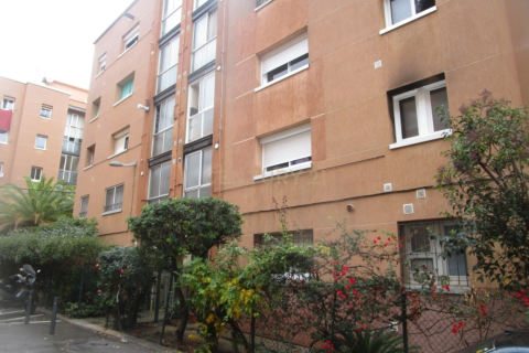Huoneisto Mataro, Barcelona, Espanja 2 makuuhuonetta, 56 m2 No. 195284