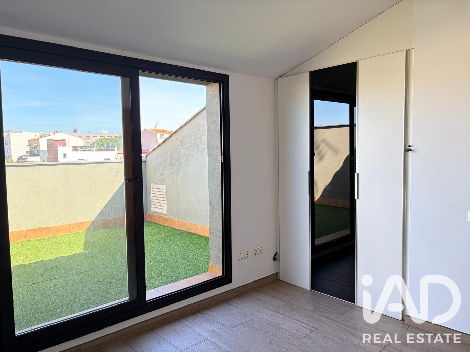Duplex à Terrassa, Barcelona, Espagne 2 chambres, 95 m2 No. 196542