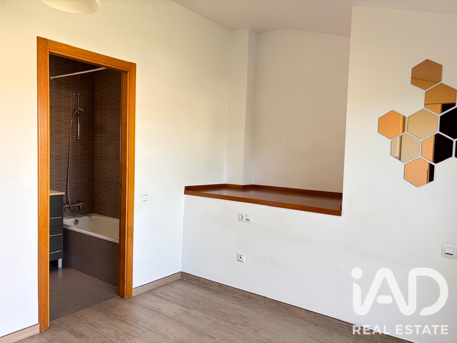 Duplex à Terrassa, Barcelona, Espagne 2 chambres, 95 m2 No. 196542