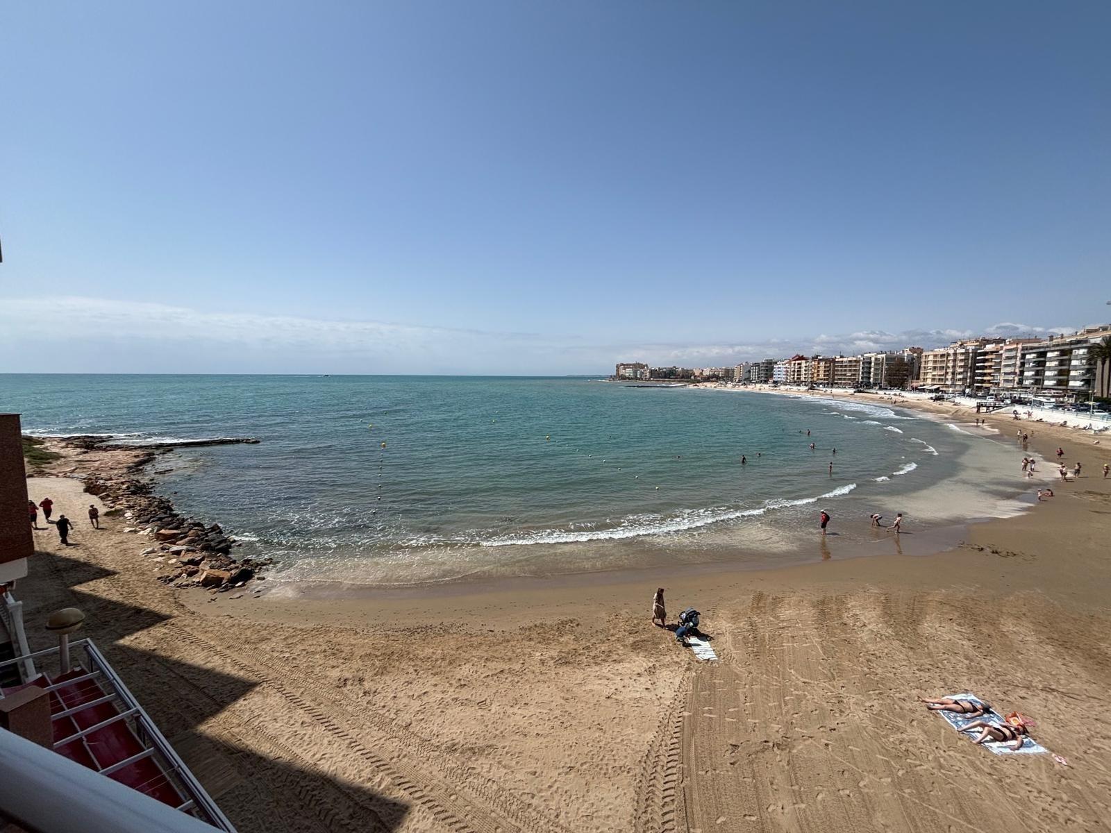 Apartment in Torrevieja, Alicante, Spain 3 bedrooms, 88 sq.m. No. 167702