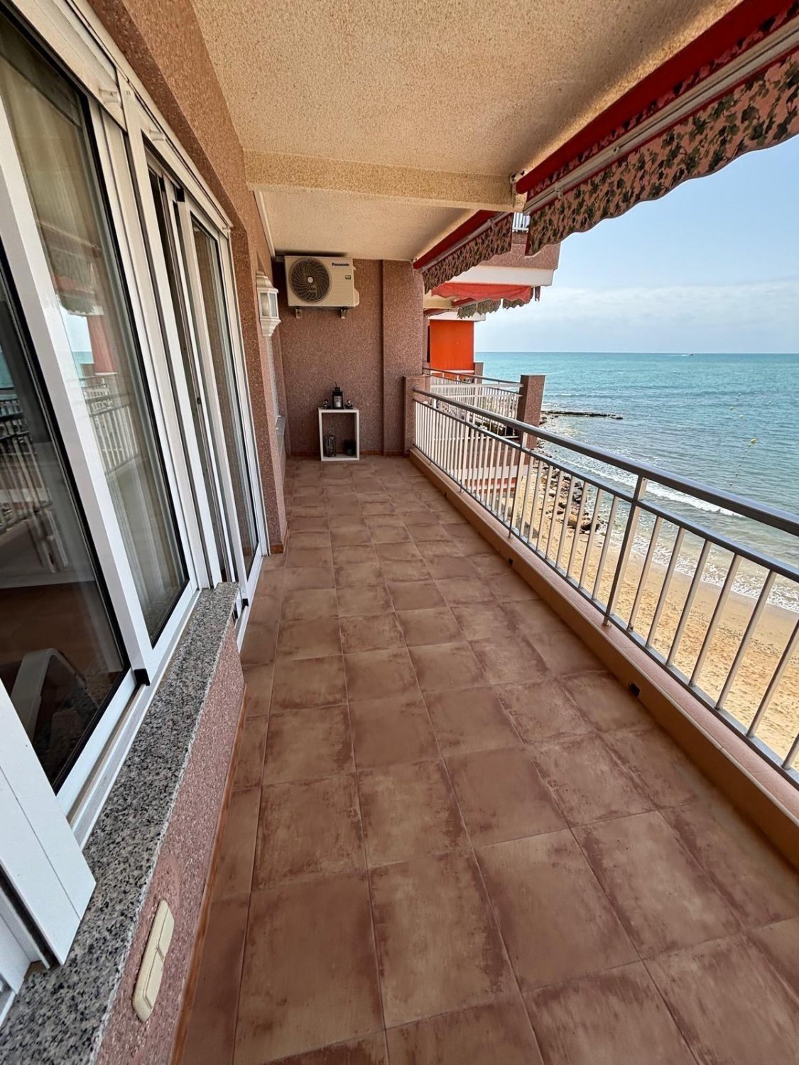 Apartment in Torrevieja, Alicante, Spain 3 bedrooms, 88 sq.m. No. 167702