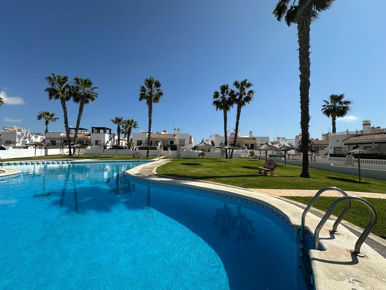 Dzīvoklis Alicante, Spānijā 2 istabas, 84 m2 Nr. 167701