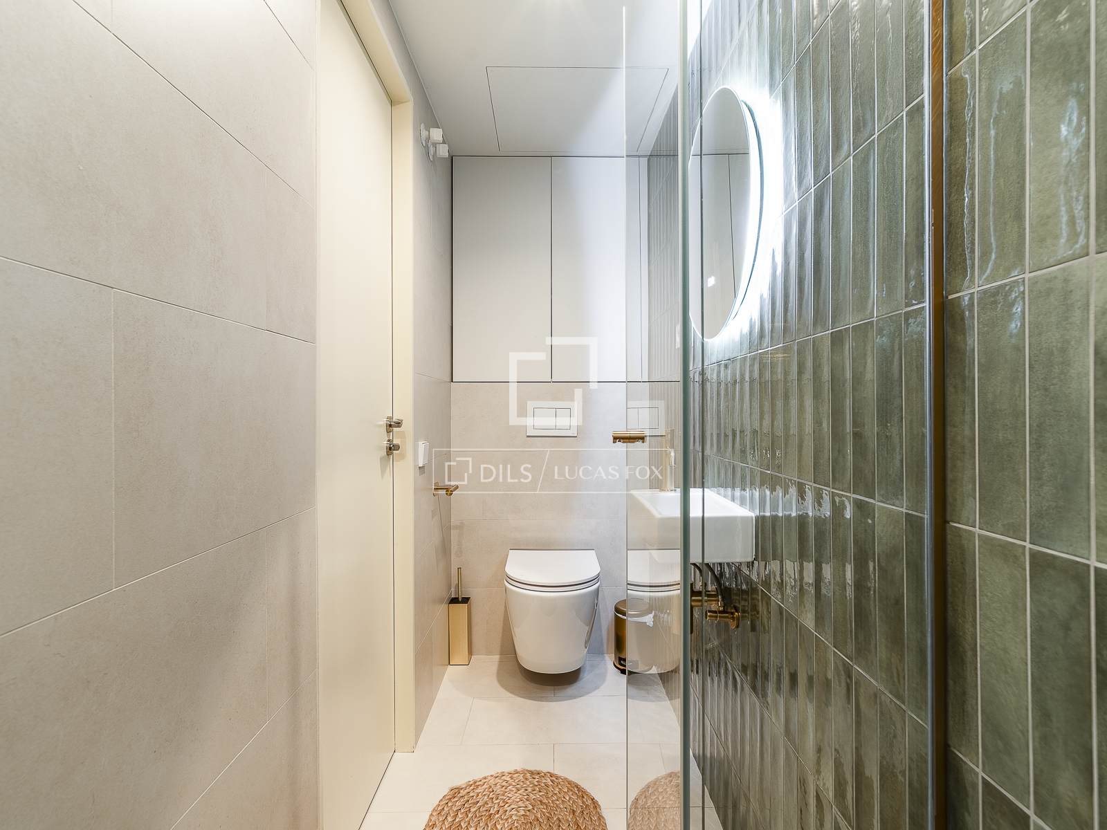 Apartment à Barcelona, Espagne 3 chambres, 129 m2 No. 196225