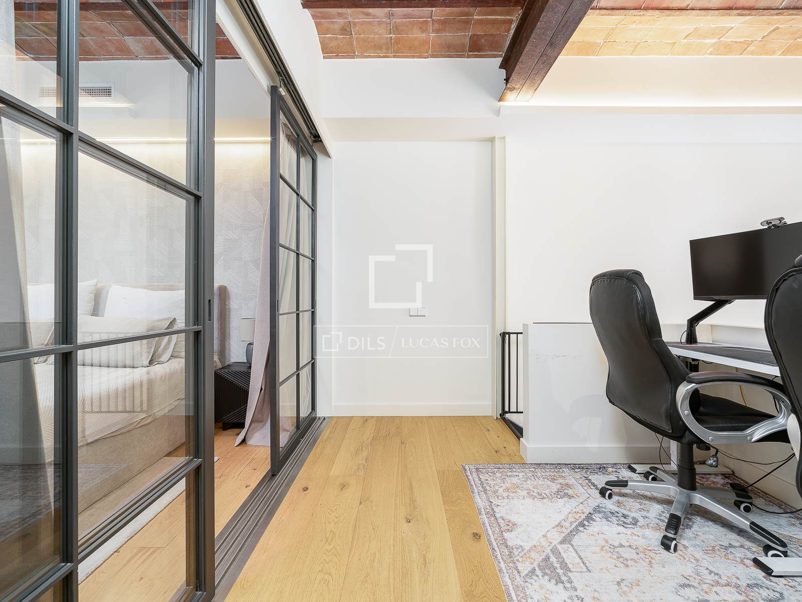 Apartment à Barcelona, Espagne 3 chambres, 129 m2 No. 196225