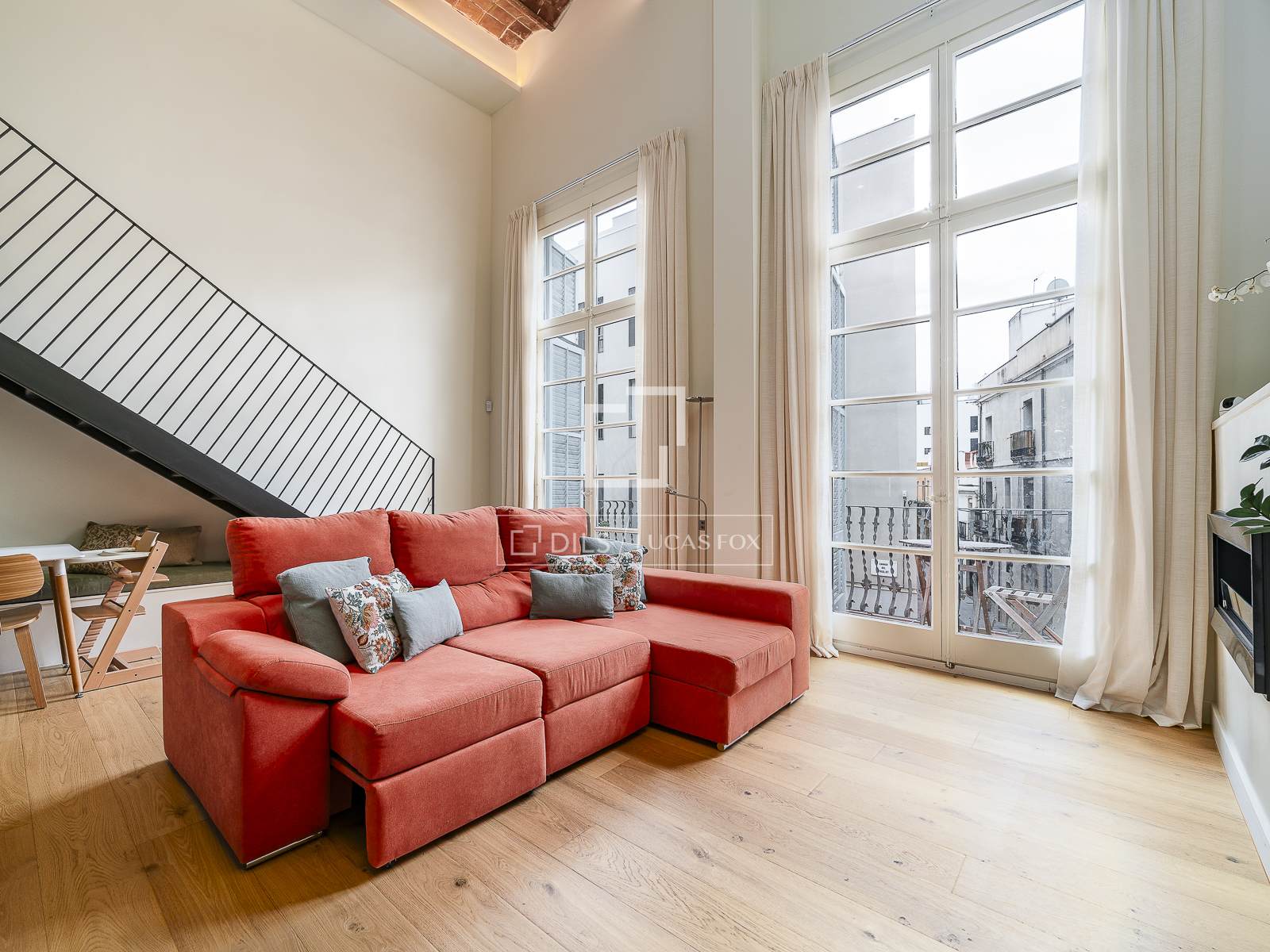 Apartment à Barcelona, Espagne 3 chambres, 129 m2 No. 196225