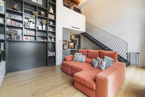 Dzīvoklis Barcelona, Spānijā 3 istabas, 129 m2 Nr. 196225