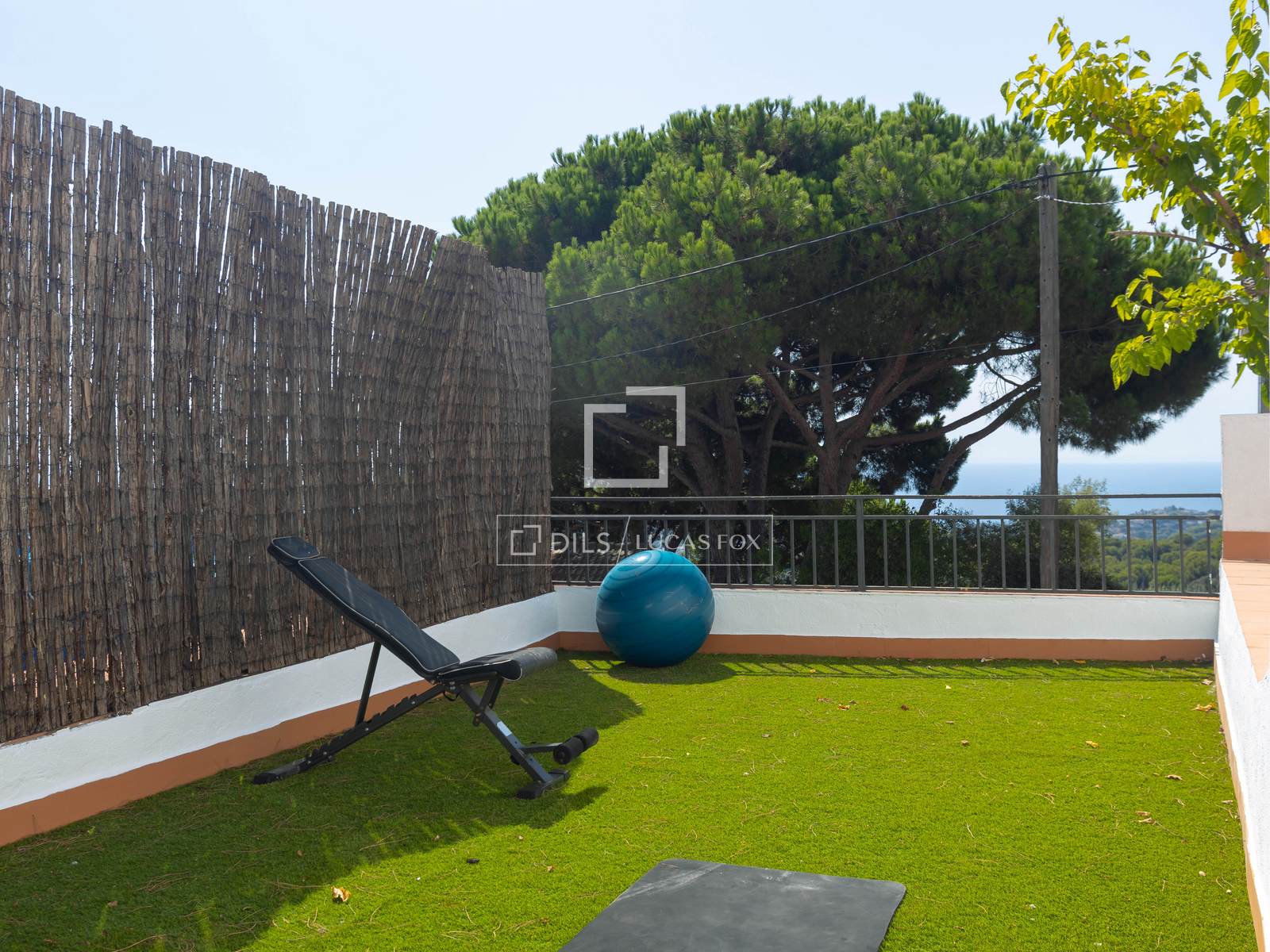 Villa a Alella, Barcelona, Spagna 3 camere da letto, 262 mq. N° 196223