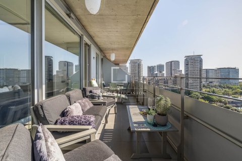 Apartamento en Barcelona, España 2 dormitorios, 105 m2 No. 196224