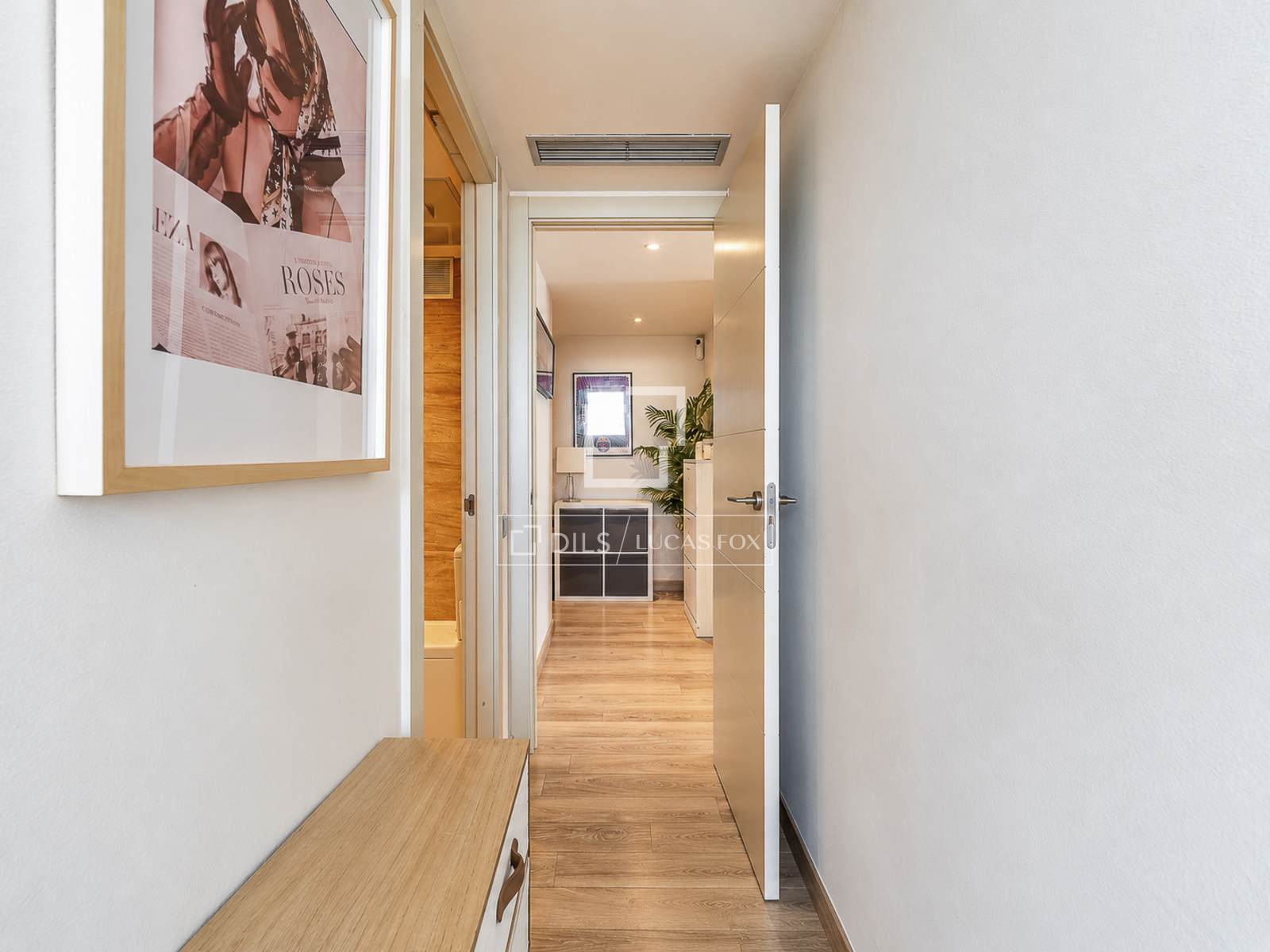 Apartment à Barcelona, Espagne 2 chambres, 105 m2 No. 196224