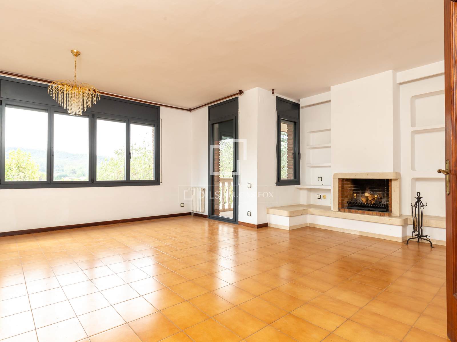 Villa à Sant Cugat Del Valles, Barcelona, Espagne 6 chambres, 321 m2 No. 196226