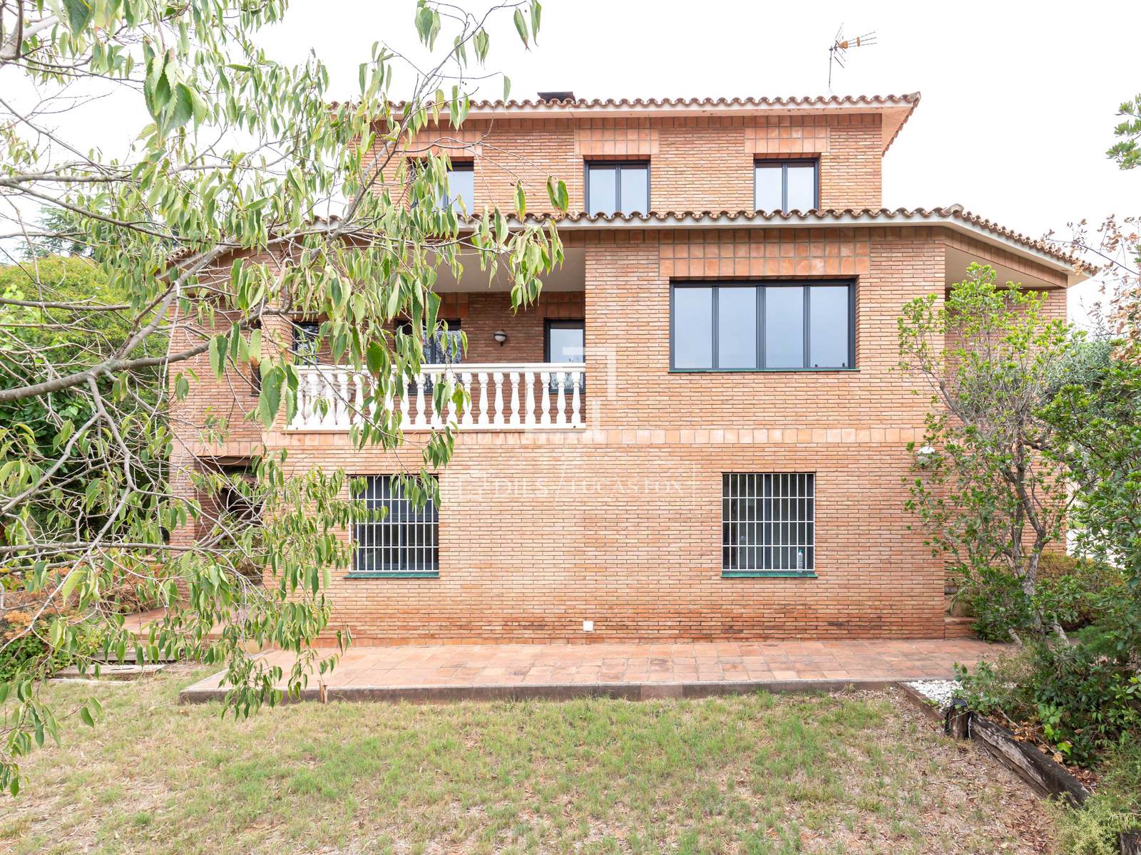 Villa à Sant Cugat Del Valles, Barcelona, Espagne 6 chambres, 321 m2 No. 196226
