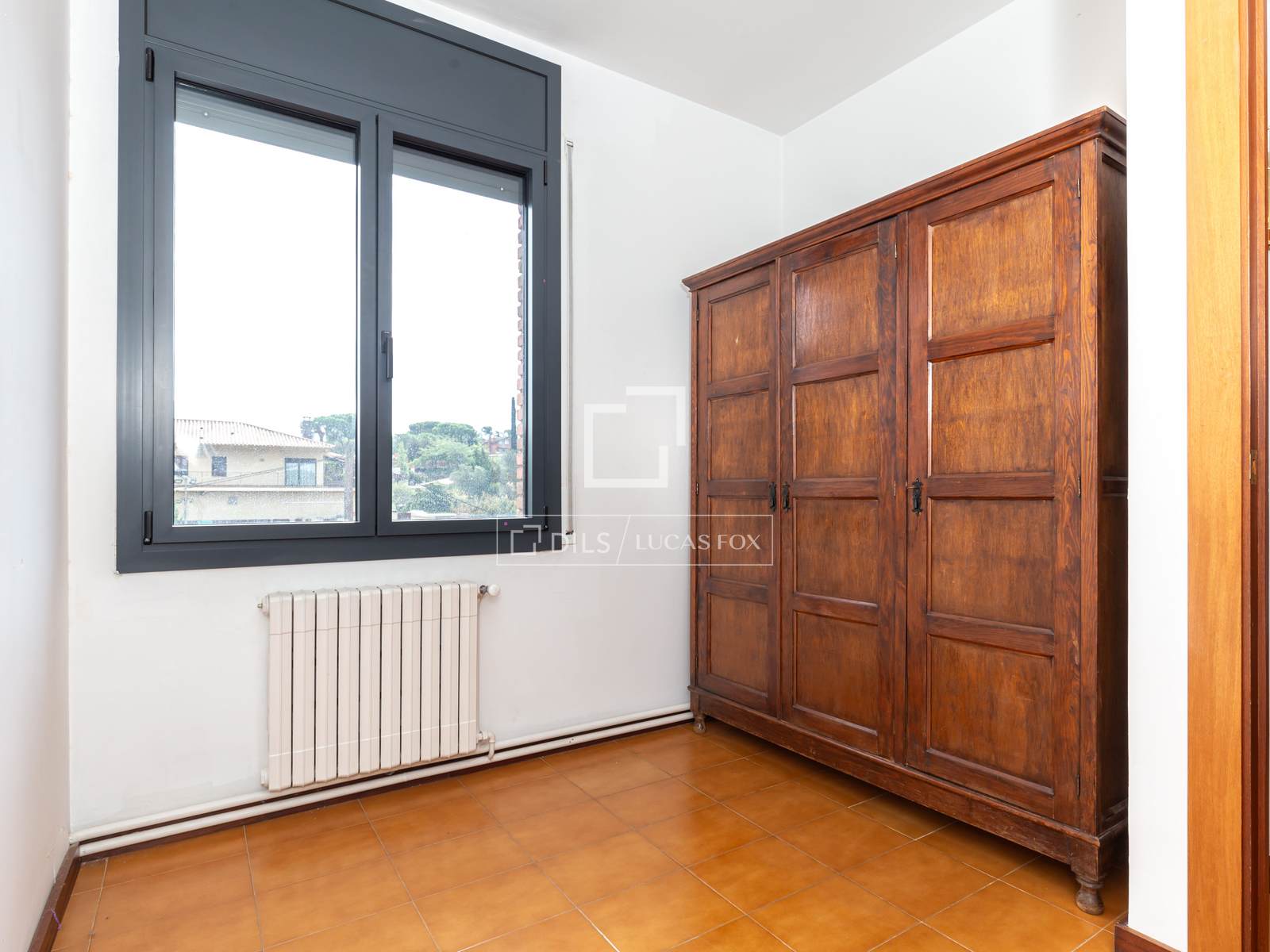 Villa à Sant Cugat Del Valles, Barcelona, Espagne 6 chambres, 321 m2 No. 196226