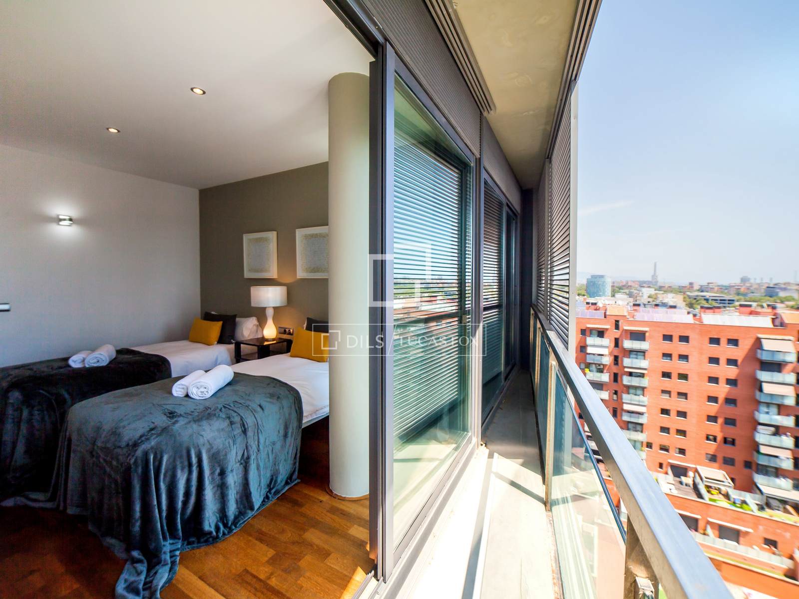 Penthouse à Barcelona, Espagne 4 chambres, 125 m2 No. 196227