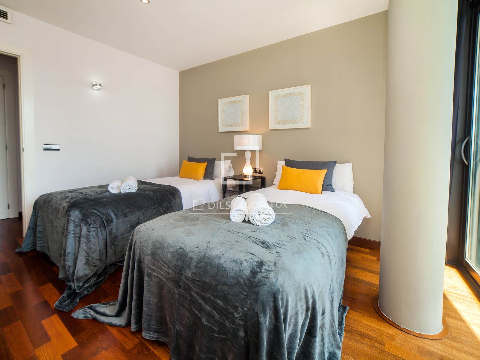 Penthouse à Barcelona, Espagne 4 chambres, 125 m2 No. 196227