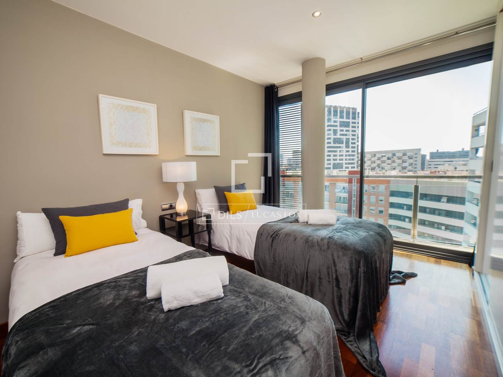 Penthouse à Barcelona, Espagne 4 chambres, 125 m2 No. 196227
