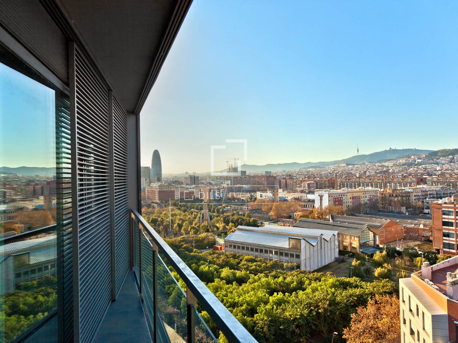 Penthouse à Barcelona, Espagne 4 chambres, 125 m2 No. 196227