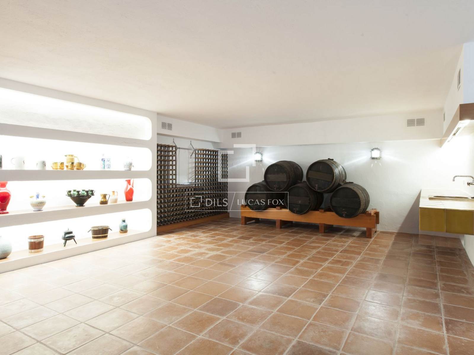 Villa a Castelldefels, Barcelona, Spagna 6 camere da letto, 770 mq. N° 150412