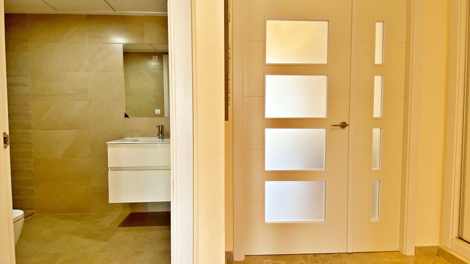 Apartamento en Alicante, España 2 dormitorios, 117 m2 No. 138336