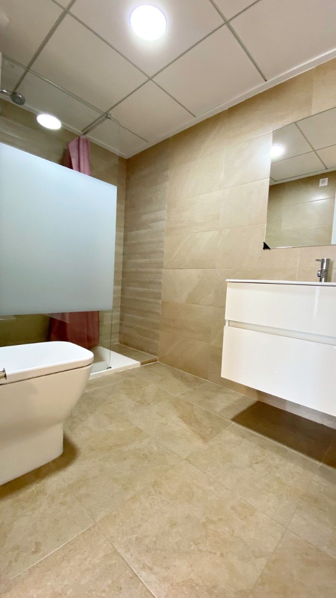 Apartamento en Alicante, España 2 dormitorios, 117 m2 No. 138336