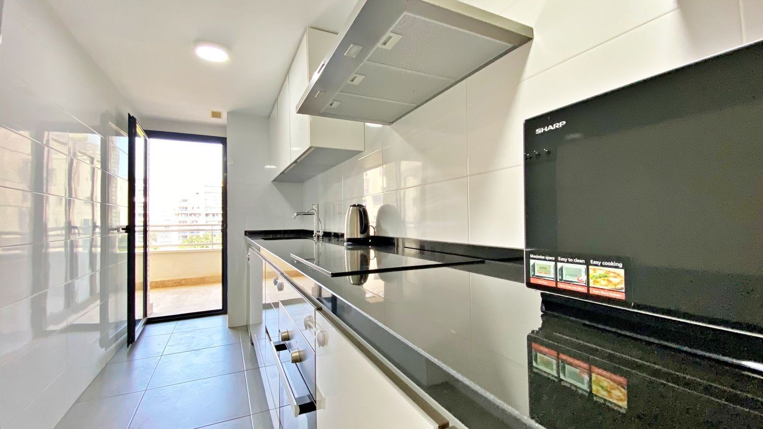 Apartamento en Alicante, España 2 dormitorios, 117 m2 No. 138336