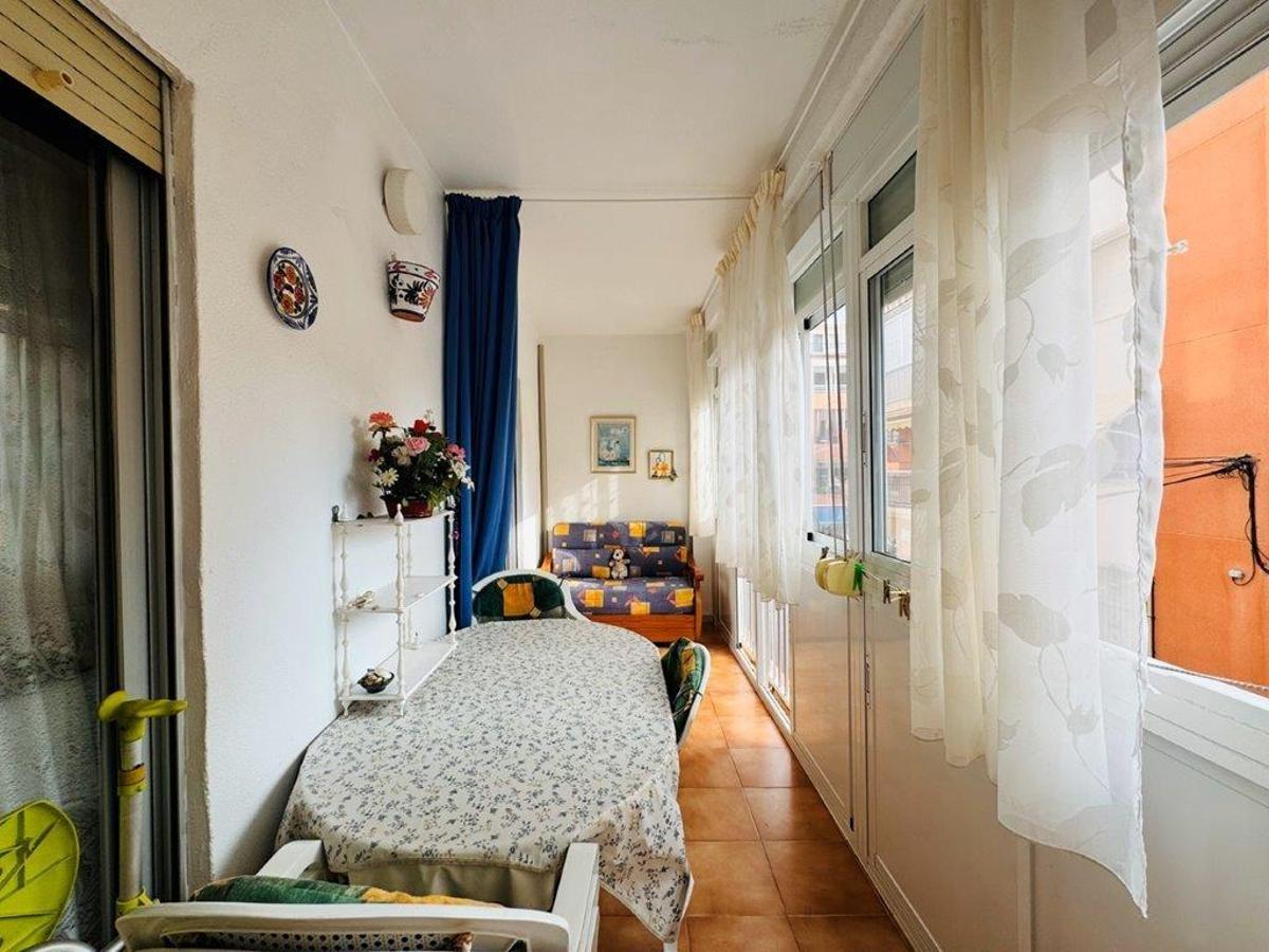 Apartment à Torrevieja, Alicante, Espagne 1 chambre, 56 m2 No. 183861