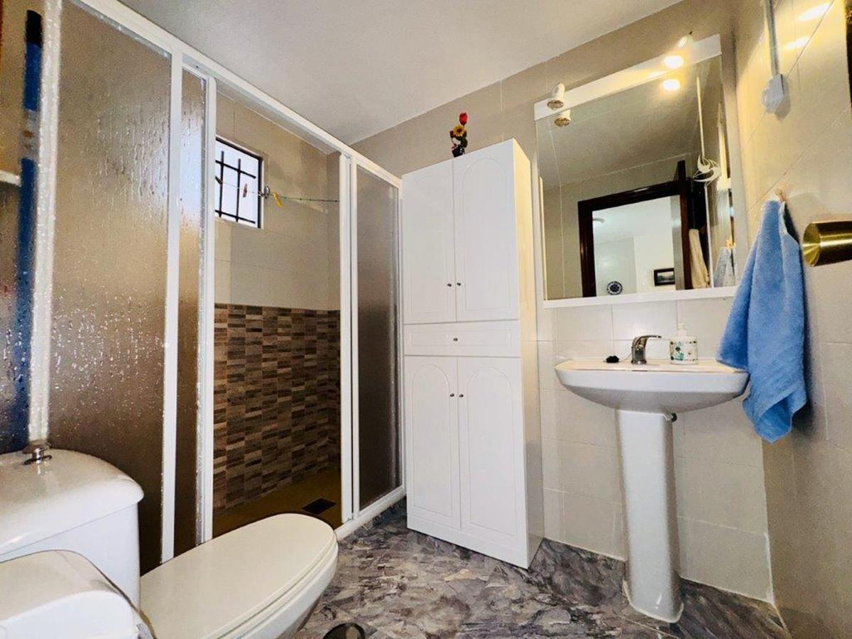 Apartment à Torrevieja, Alicante, Espagne 1 chambre, 56 m2 No. 183861