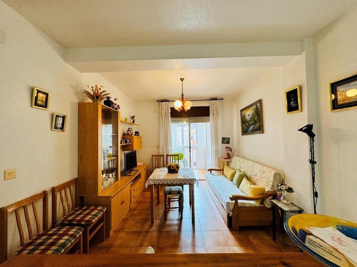 Apartment à Torrevieja, Alicante, Espagne 1 chambre, 56 m2 No. 183861