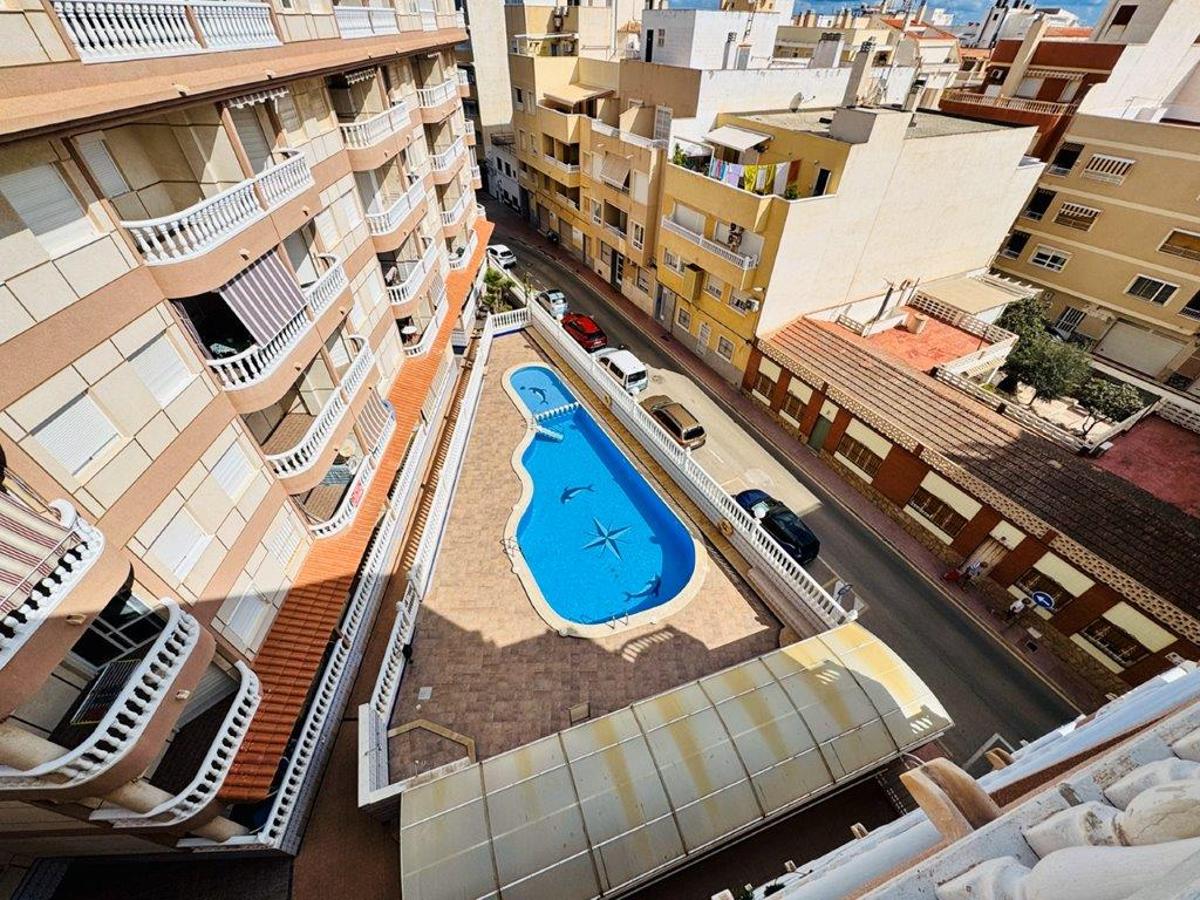 Apartamento en La Mata, Alicante, España 2 dormitorios, 60 m2 No. 183860