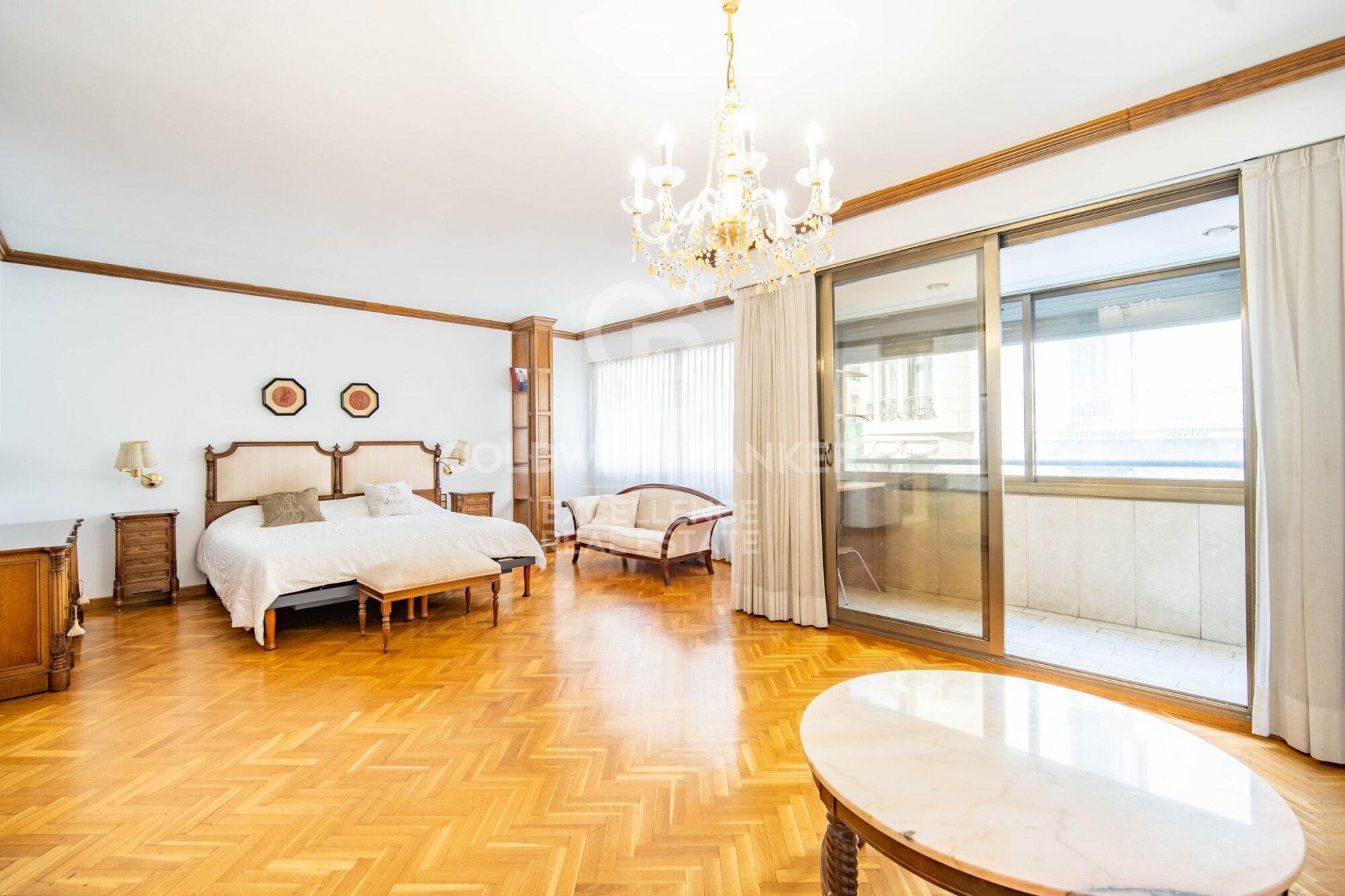 Apartament w Valencia, Hiszpania 5 sypialni, 384 mkw. nr 157525