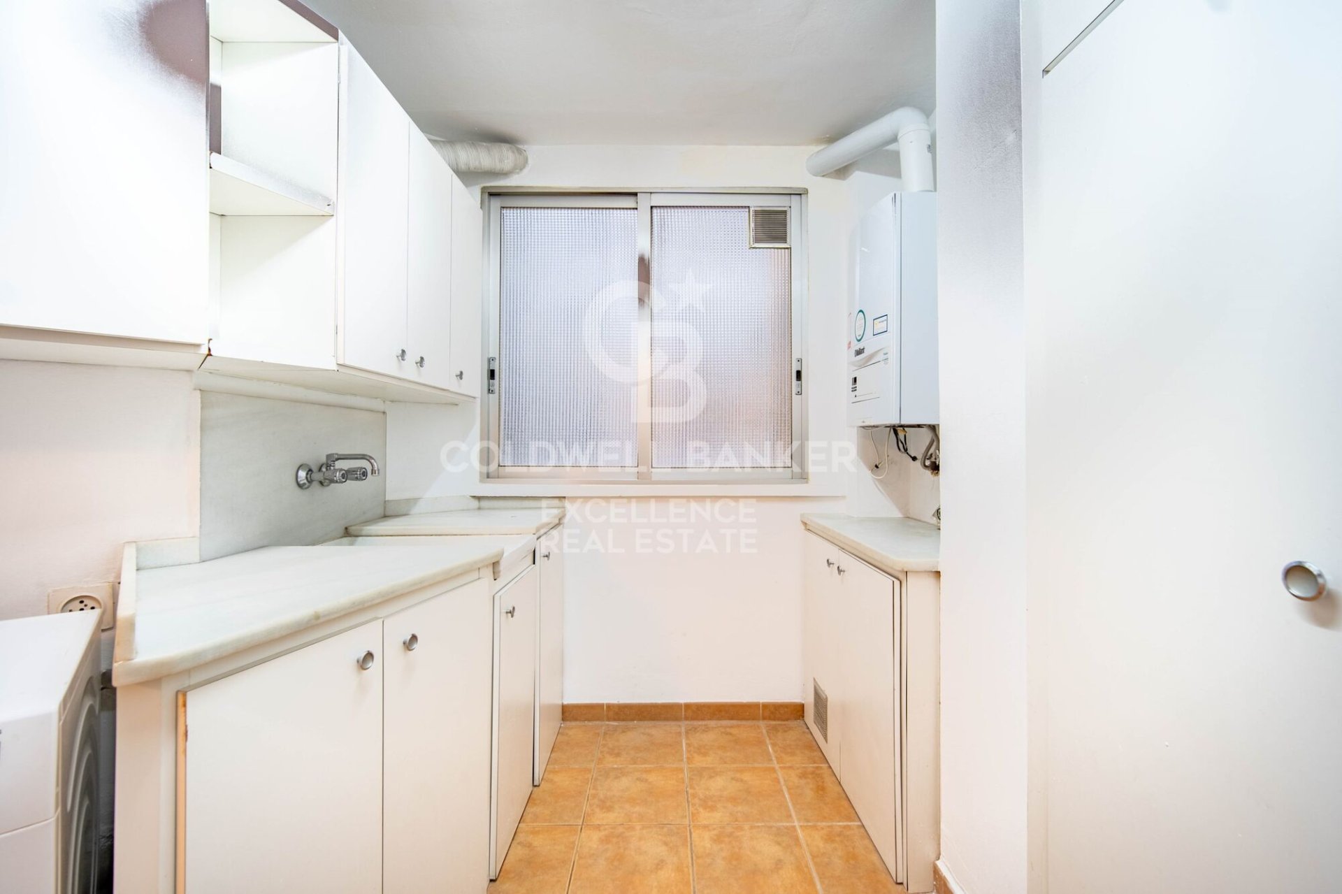 Apartament w Valencia, Hiszpania 5 sypialni, 384 mkw. nr 157525