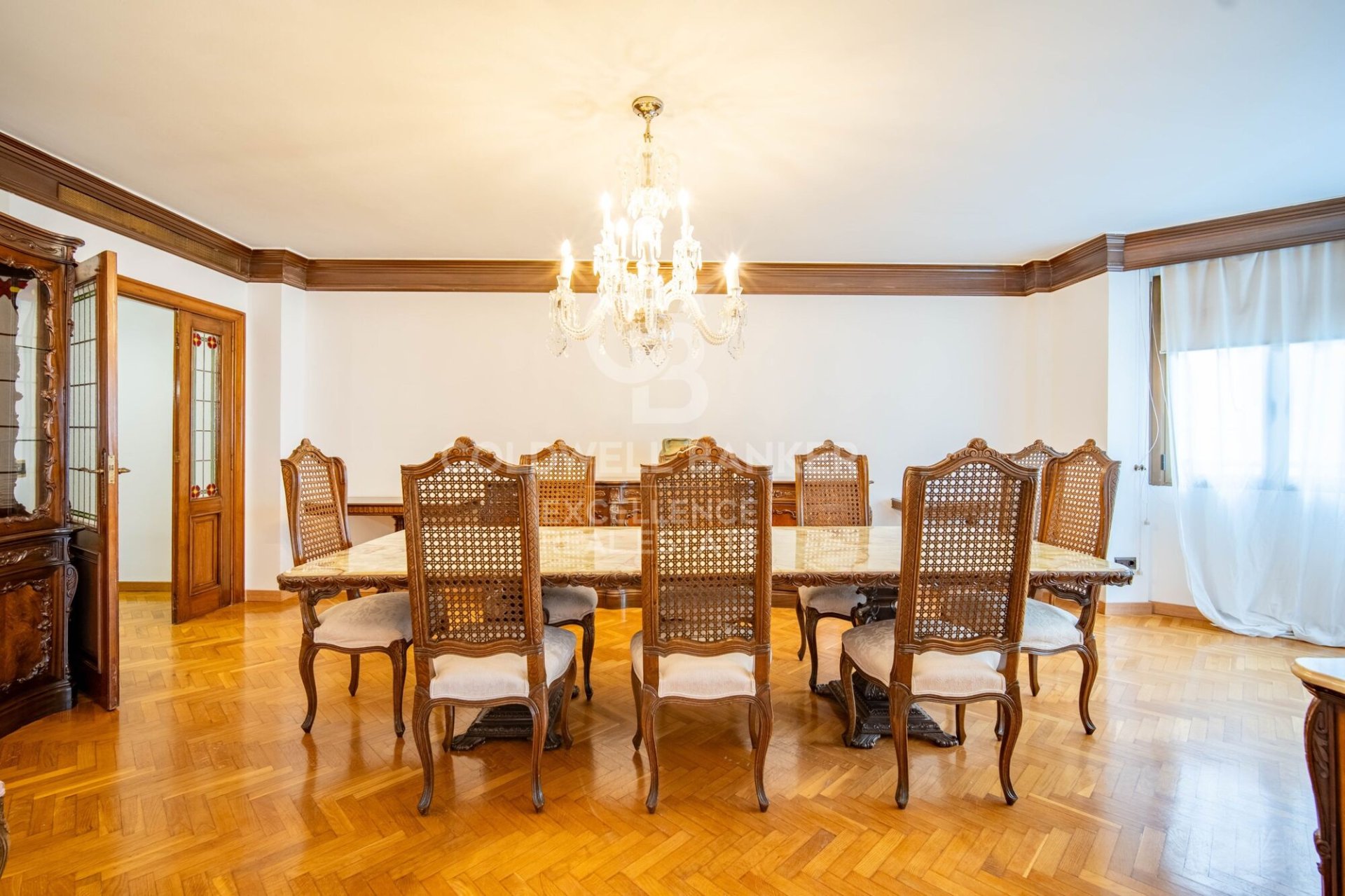 Apartament w Valencia, Hiszpania 5 sypialni, 384 mkw. nr 157525