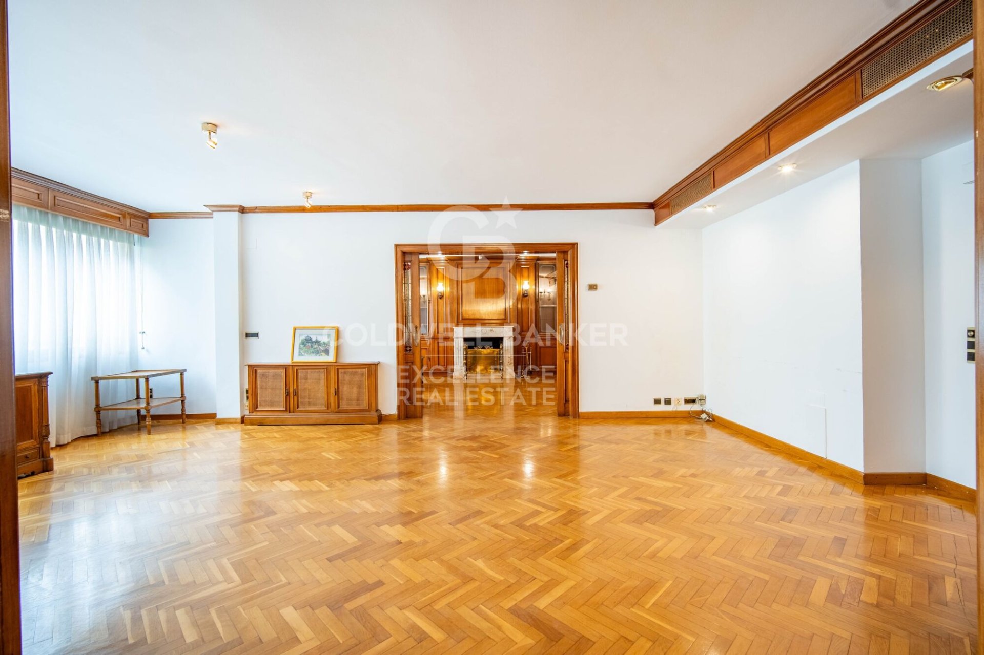 Apartament w Valencia, Hiszpania 5 sypialni, 384 mkw. nr 157525
