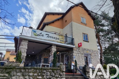 Liikekiinteistö El Espinar, Segovia, Espanja 411 m2 No. 173026