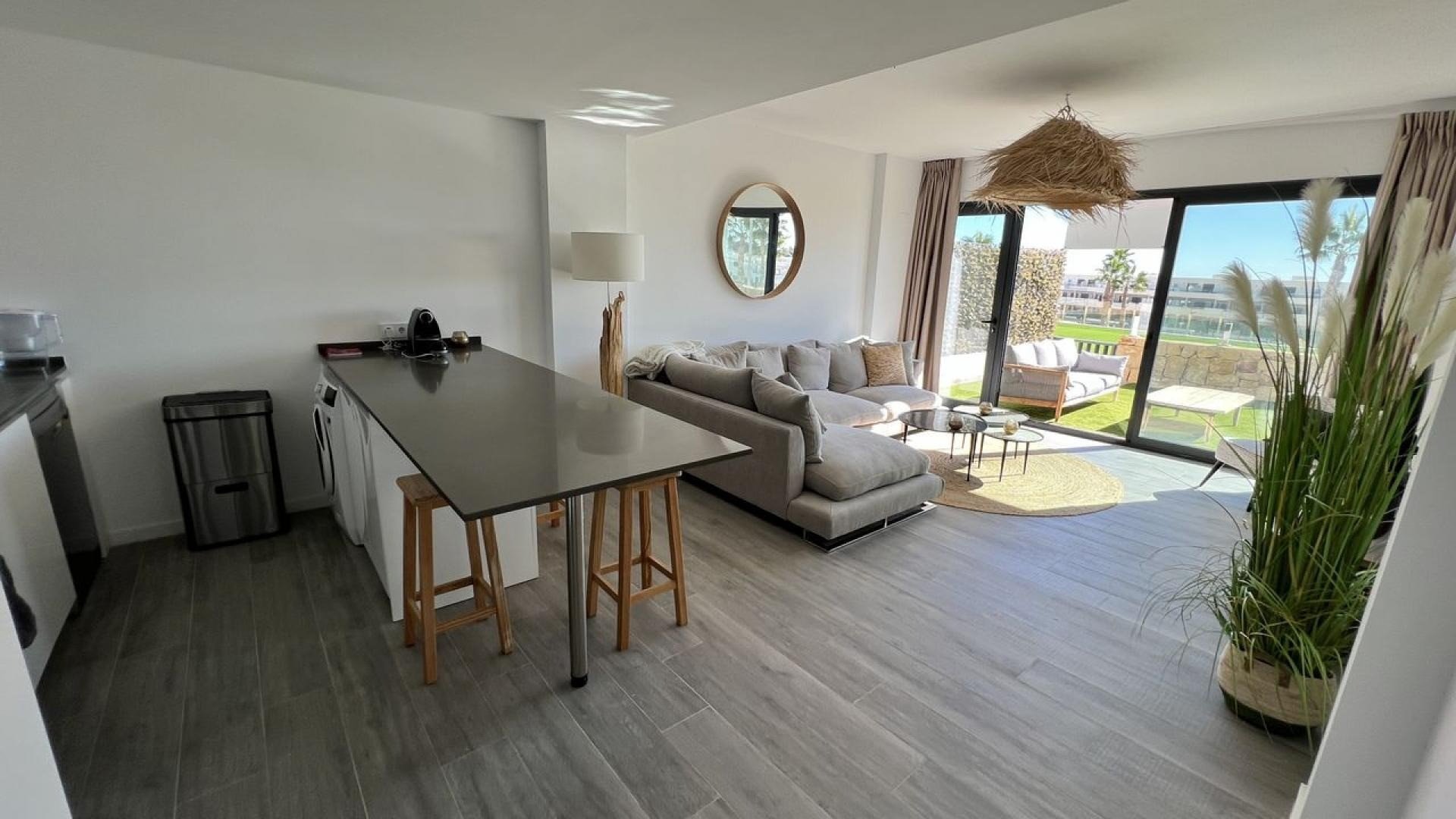Tvåvåningslägenhet i Benidorm, Alicante, Spanien 2 sovrum, 85 kvm. Nr. 180804
