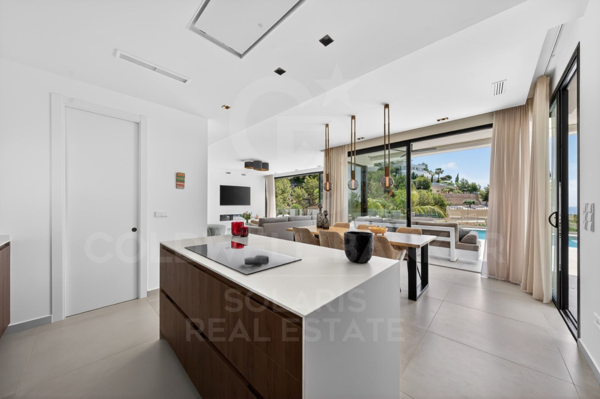 Villa a Benissa, Alicante, Spagna 4 camere da letto, 295 mq. N° 178451