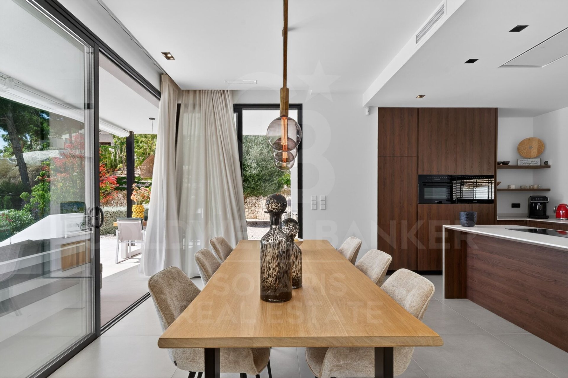 Villa a Benissa, Alicante, Spagna 4 camere da letto, 295 mq. N° 178451
