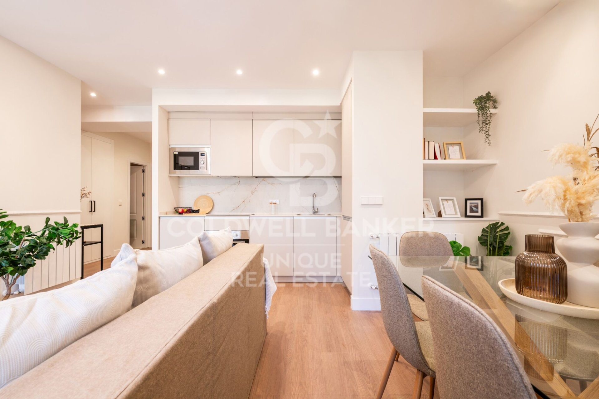 Apartment à Madrid, Espagne 3 chambres, 106 m2 No. 178449