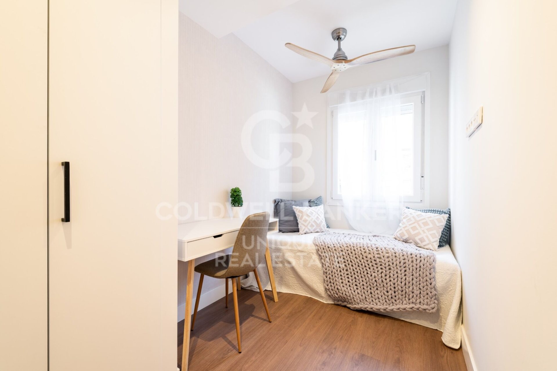 Apartment à Madrid, Espagne 3 chambres, 106 m2 No. 178449