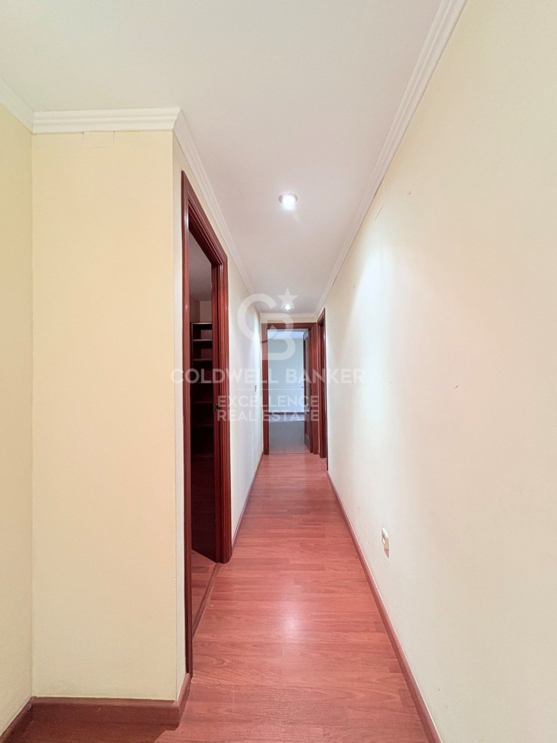Apartment à Valencia, Espagne 3 chambres, 145 m2 No. 178446