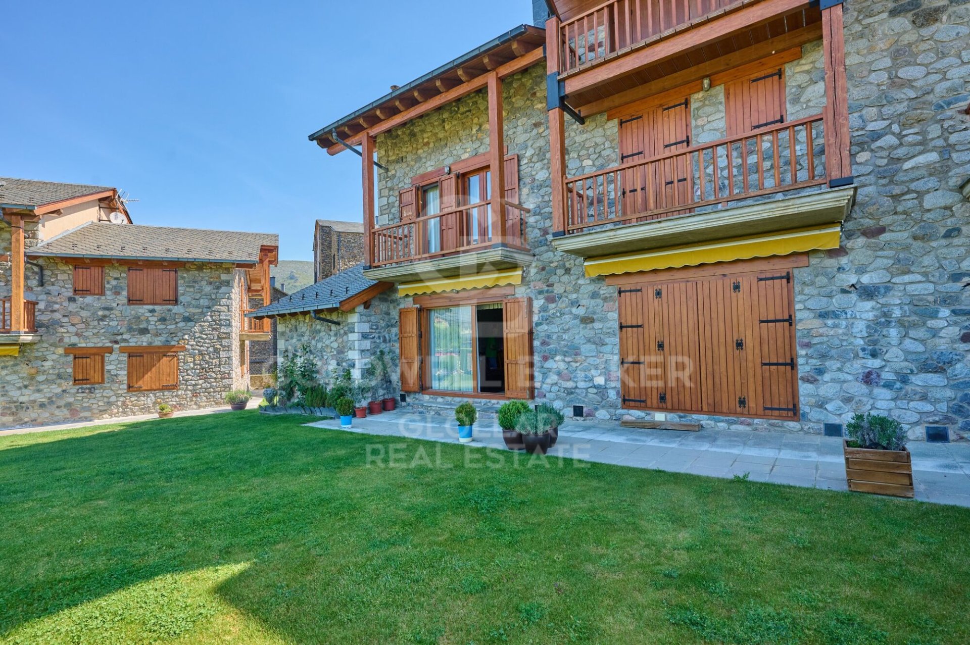 Talo Bellver de Cerdanya, Lleida, Espanja 5 makuuhuonetta, 158 m2 No. 178447