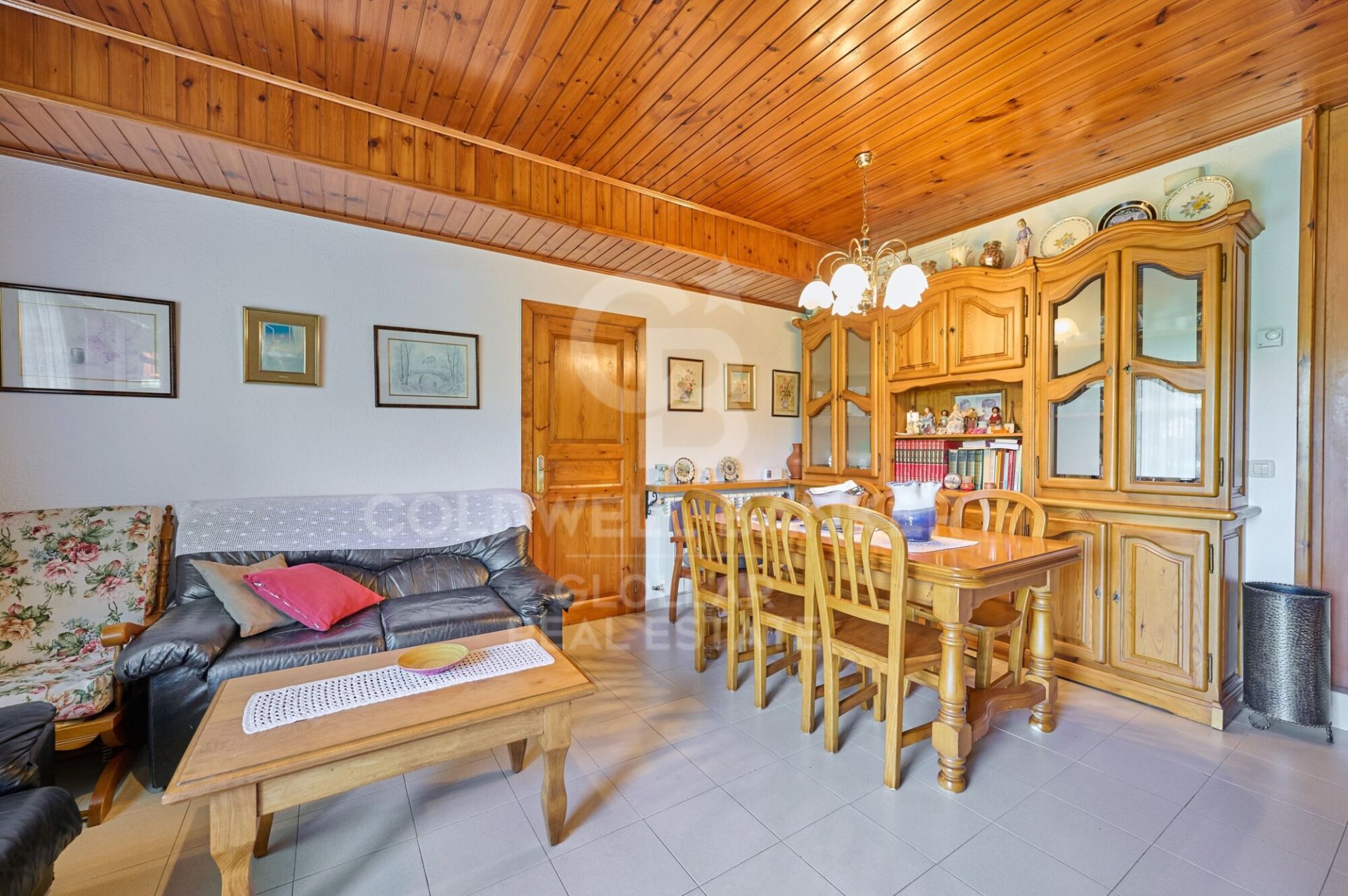 Talo Bellver de Cerdanya, Lleida, Espanja 5 makuuhuonetta, 158 m2 No. 178447