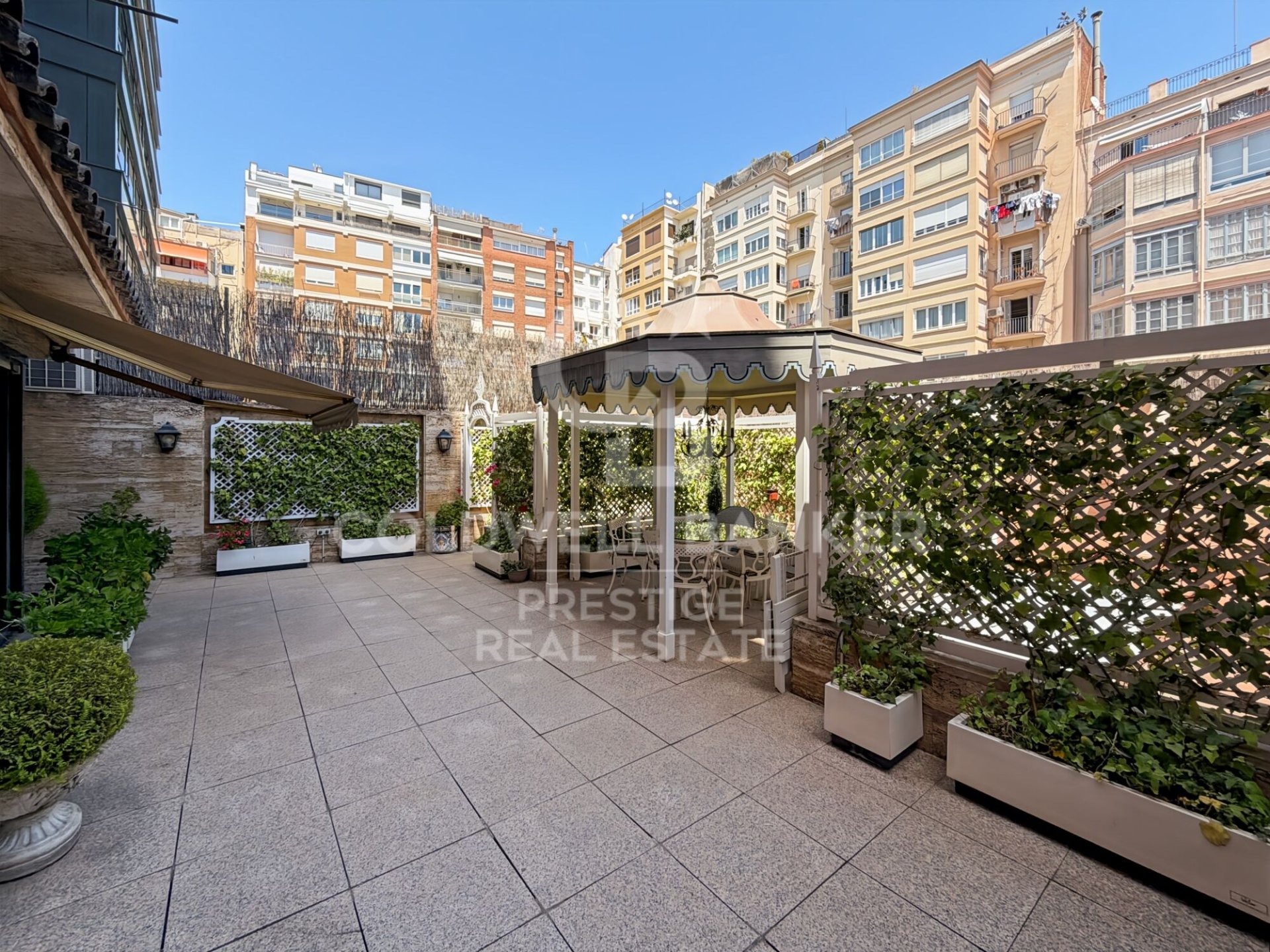 Lägenhet i Barcelona, Spanien 5 sovrum, 323 kvm. Nr. 178450