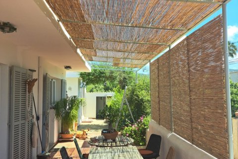 House in Calvia, Mallorca, Spain 2 bedrooms, 137 sq.m. No. 188384