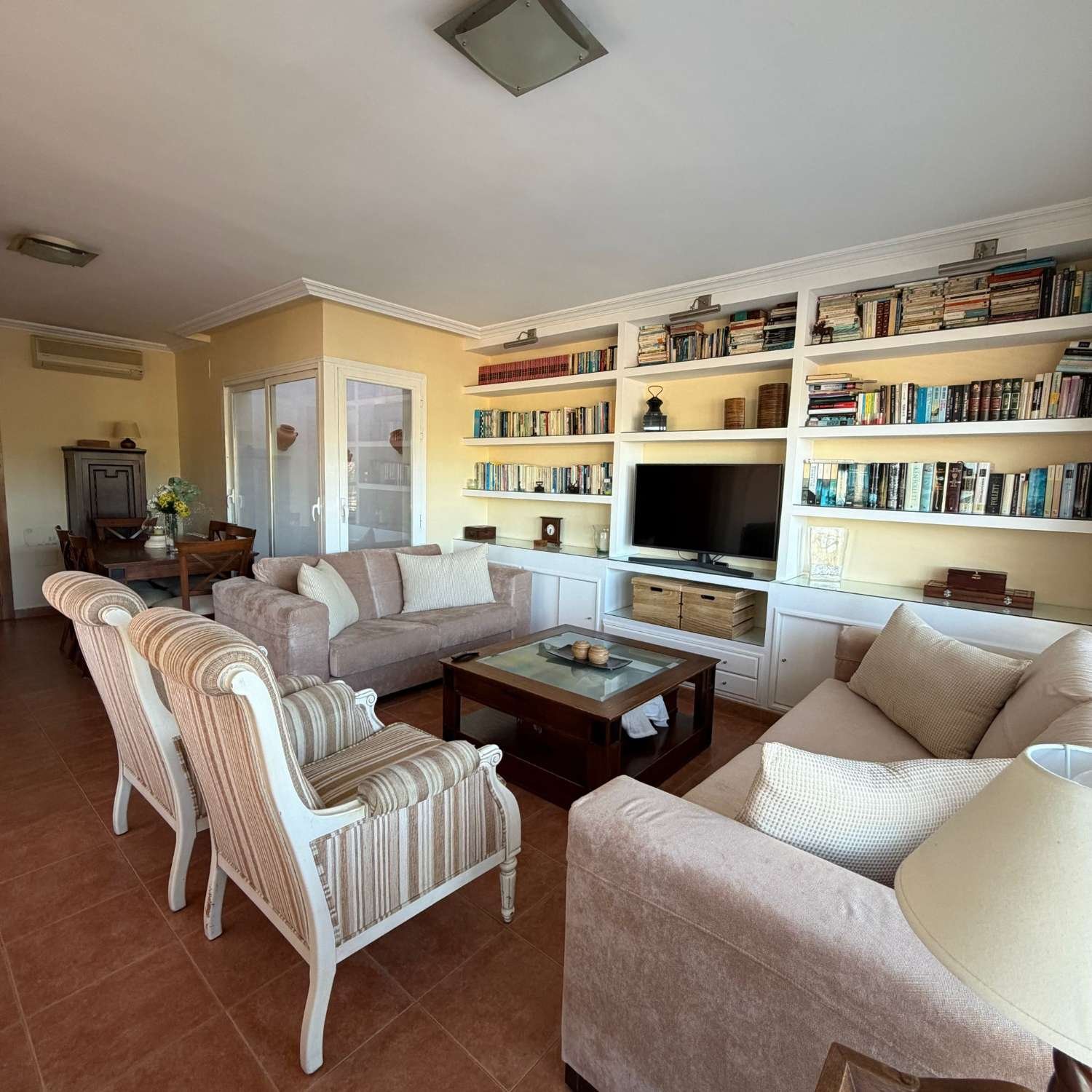 Villa in Calpe, Alicante, Spain 4 bedrooms, 287 sq.m. No. 189211