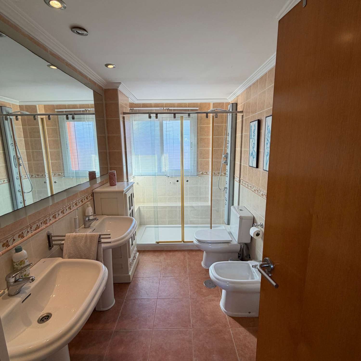 Villa in Calpe, Alicante, Spain 4 bedrooms, 287 sq.m. No. 189211