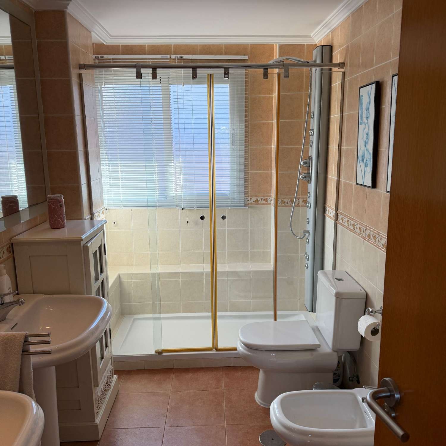Villa in Calpe, Alicante, Spain 4 bedrooms, 287 sq.m. No. 189211