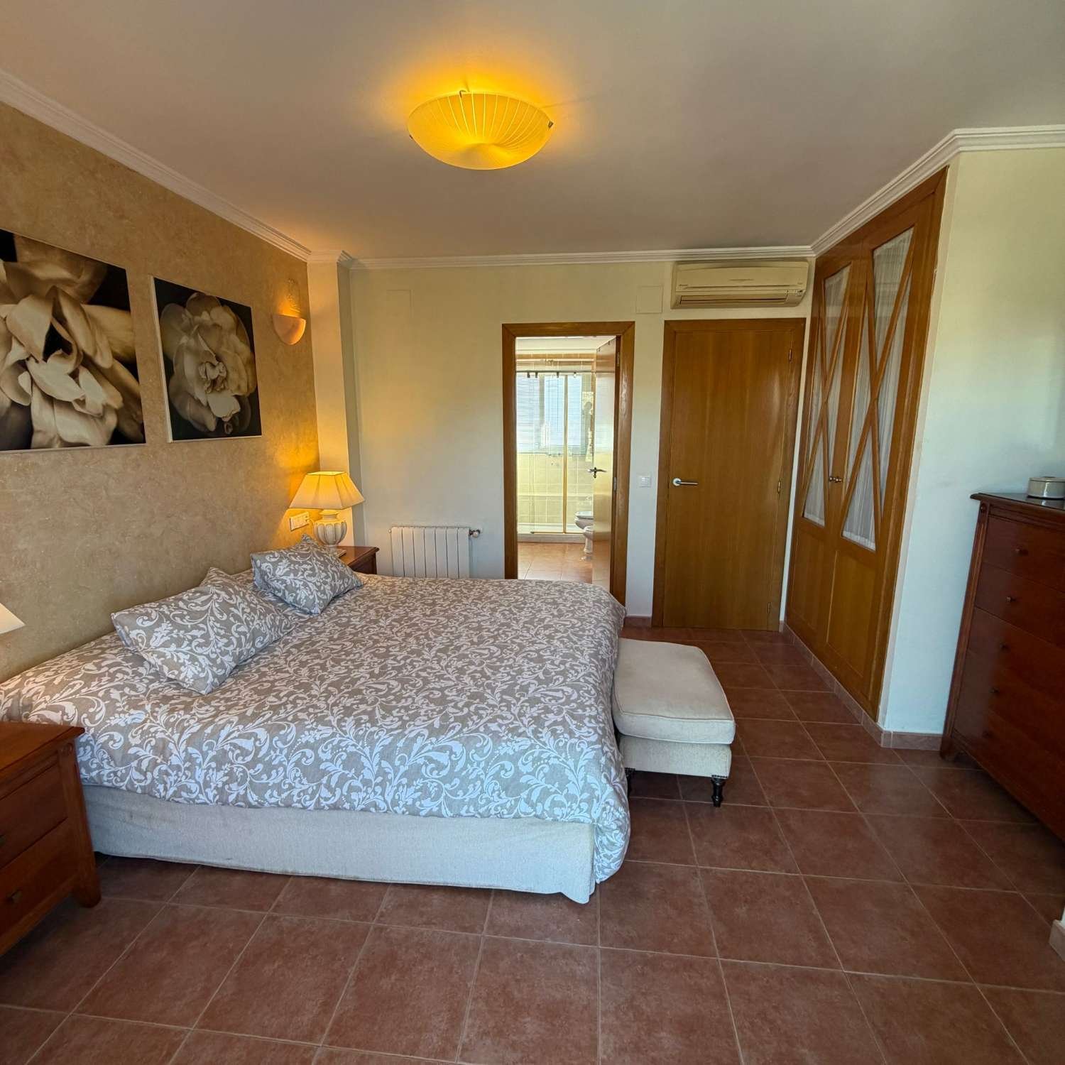 Villa in Calpe, Alicante, Spain 4 bedrooms, 287 sq.m. No. 189211